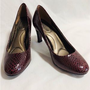 Like New Bandolino “Lantana” pumps
